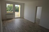 4-Raum-Wohnung mit Balkon in ruhiger Wohnlage - Muster Wohnzimmer