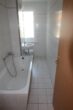 4-Raum-Wohnung mit Balkon in ruhiger Wohnlage - Bad mit Wanne
