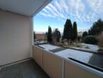 2-Raum-Altbauwohnung in bester Lage mit Garten und Balkon - Bild