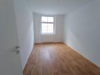 2-Raum-Altbauwohnung in bester Lage mit Garten und Balkon - Bild