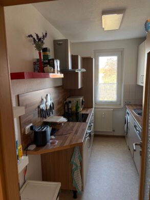 4-Raum-Wohnung – Einbauküche kann übernommen werden, 06406 Bernburg, Etagenwohnung