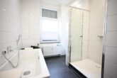 204 m² Altbau-Traum: Großzügiges Wohnen mit historischem Charme - Badezimmer