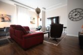 204 m² Altbau-Traum: Großzügiges Wohnen mit historischem Charme - Wohnzimmer