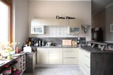 204 m² Altbau-Traum: Großzügiges Wohnen mit historischem Charme - Küche
