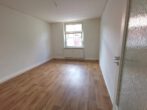 2-Raum-Altbauwohnung in bester Lage mit Garten und Balkon - Bild