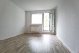 neu renovierte 3-Raum-Wohnung mit Südbalkon - Bild