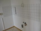 2-Raum-Wohnung mit Dusche und Aufzug im 5. Geschoss zu vermieten - Bild