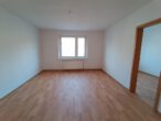 voll renovierte Altbauwohnung mit Einbauküche - Bild
