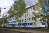 1-Raum-Wohnung mit Balkon - Hausansicht