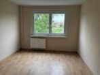 2-Raum-Wohnung mit Südbalkon im 2. Geschoss zu vermieten - Bild
