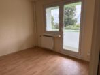 2-Raum-Wohnung mit Südbalkon im 2. Geschoss zu vermieten - Bild
