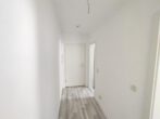 Vollsanierte 2-Raum-Wohnung in ruhiger Lage zu vermieten - Flur