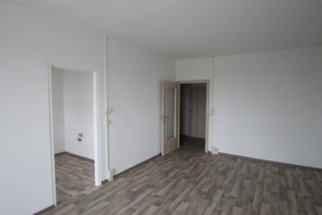 2-Raum-Wohnung mit Südbalkon im 3. Geschoss zu vermieten, 06406 Bernburg, Wohnung
