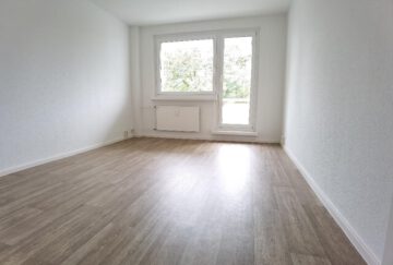 Erstbezug! Neu sanierte 3-Raum-Wohnung mit Balkon, 06406 Bernburg, Wohnung