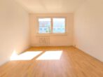 sanierte 3-Raum-Wohnung mit Aufzug - Bild